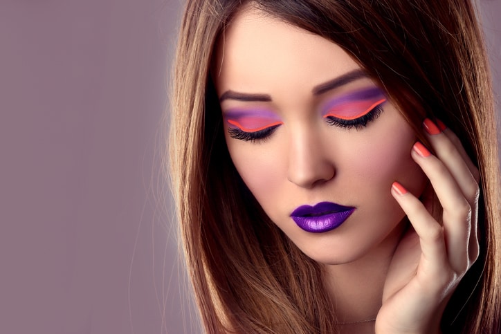 Is neon make-up de nieuwe trend?