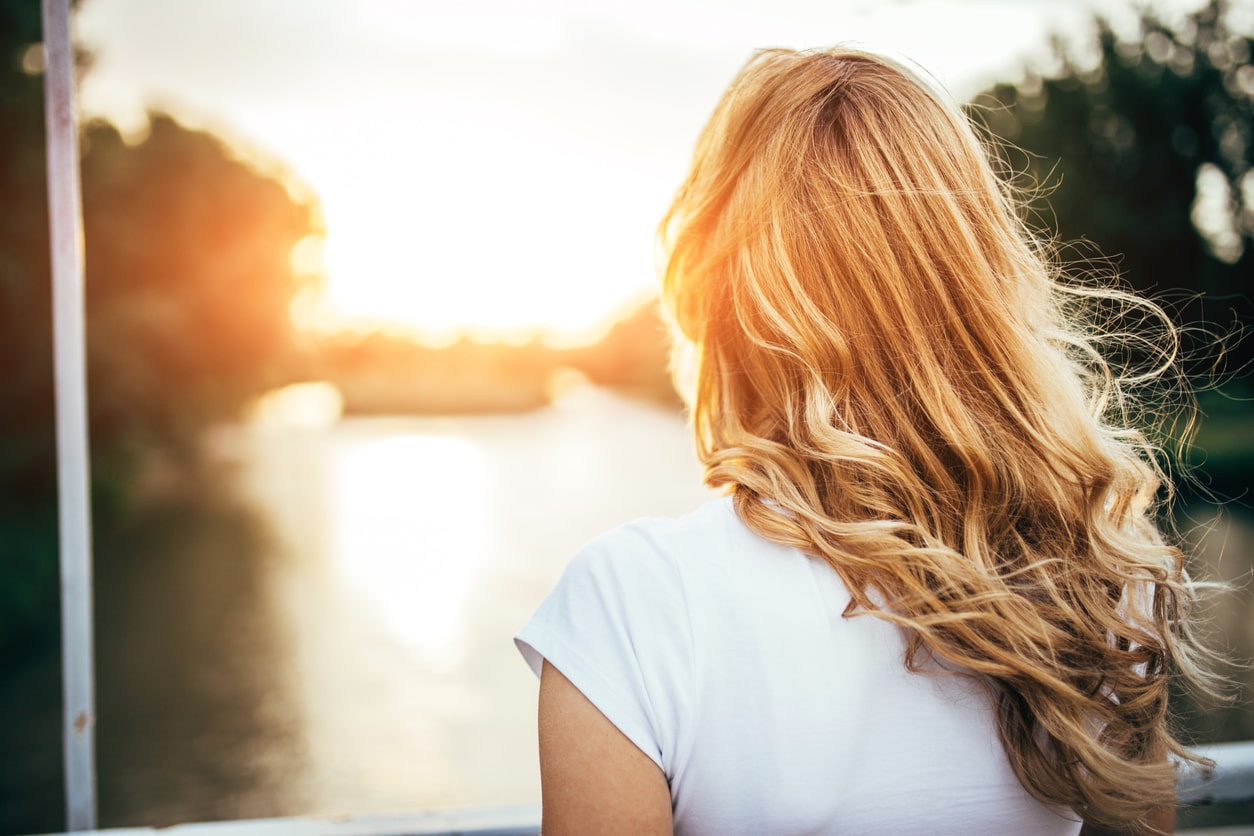 Hoe kun je haar blonder maken? - Wellness Academie