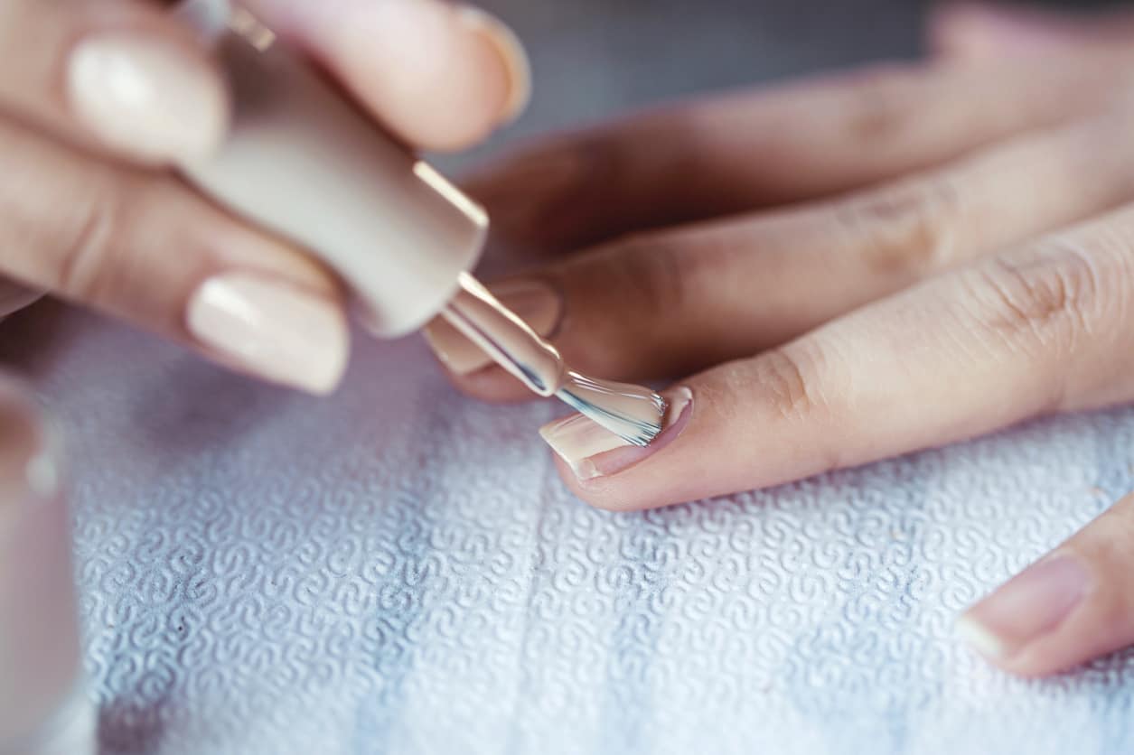 Wat is het geheim van perfecte nude nails?