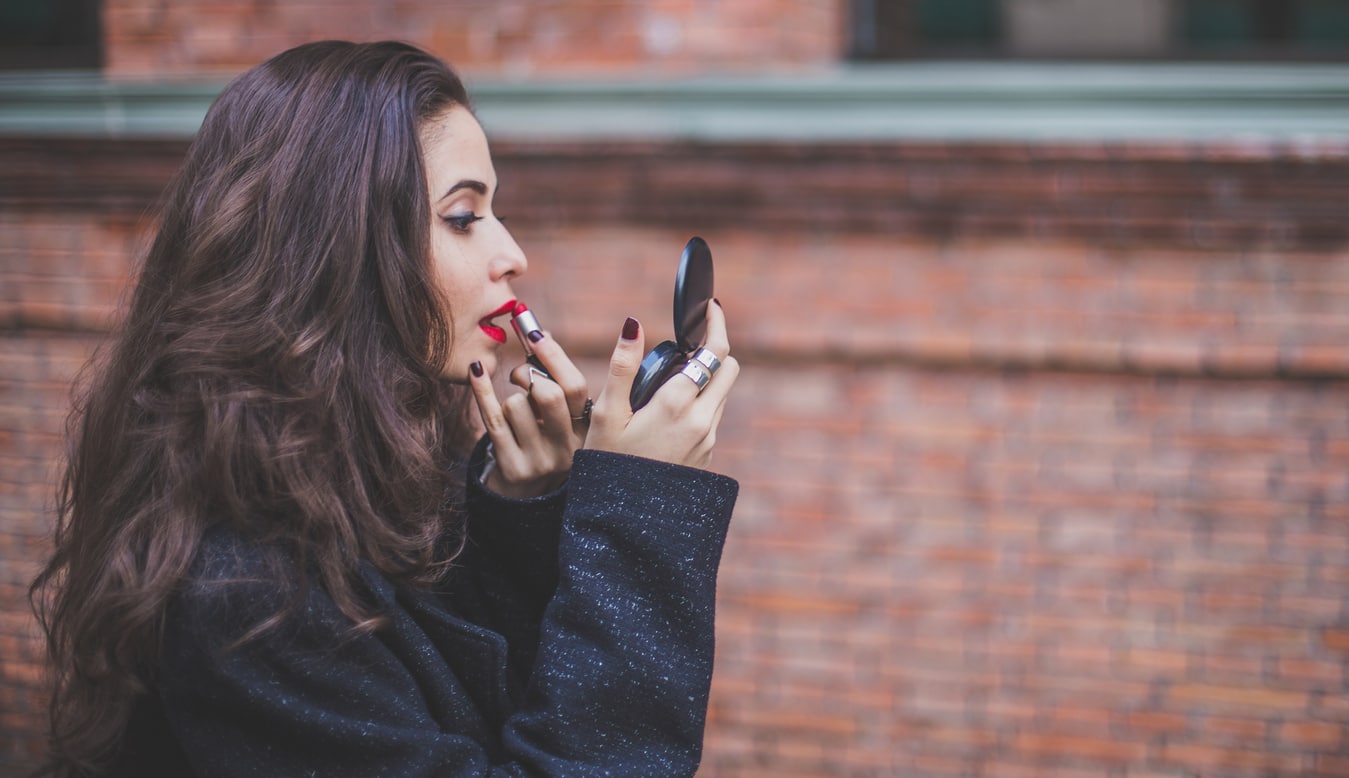 Hoe afhankelijk ben jij van make-up?