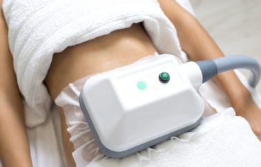 cryolipolyse als een van de ideale beauty behandelingen in de zomer.