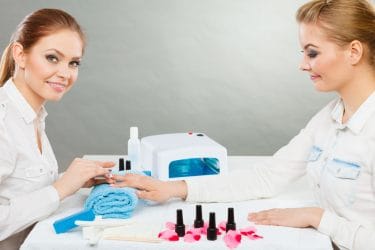 Wel of juist geen gelnagels?