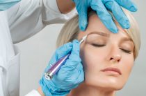 Leer wenkbrauwen corrigeren met microblading bij Wellness Academie.