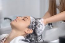 Welke ingrediënten in shampoo vermijden bij vet haar