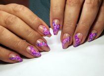 Tips om uitgroei van gelnagels te verhullen
