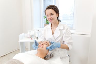 Aanbevolen beauty opleidingen met STAP-budget