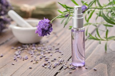 Wellness Academie legt uit wat hydrolaten zijn.