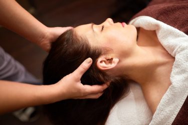 Ontdek de voordelen van de cursus Chinese hoofdmassage van Wellness Academie