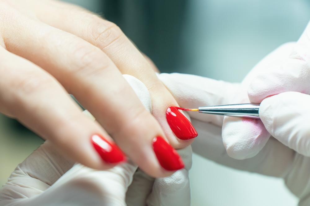 Hoe vaak naar een nagelstyliste?
